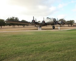 B-17 sn 44-83512