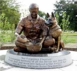 are dogs allowed at the vietnam memorial